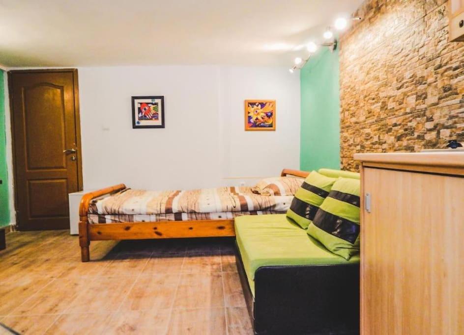 Top Center Studio 1 Σόφια Εξωτερικό φωτογραφία